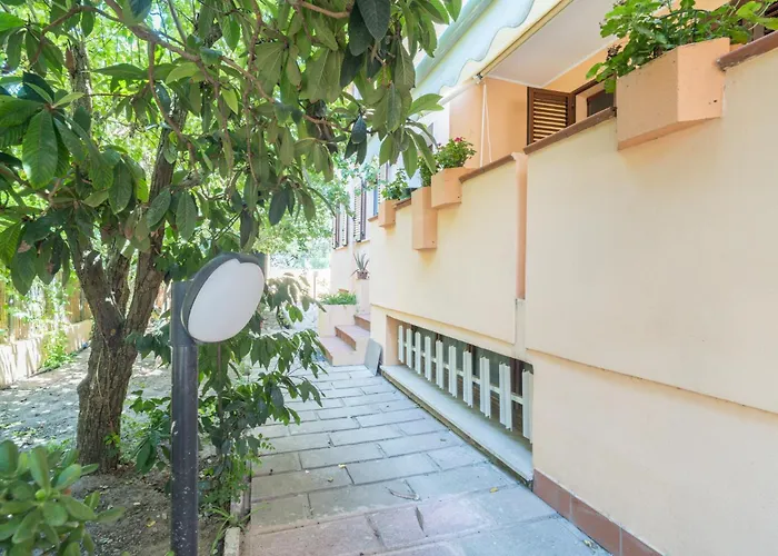 Konukevi La Perla Del Mare Nuovissimo 3*