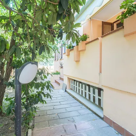 بيت ضيافة La Perla Del Mare Nuovissimo 3*